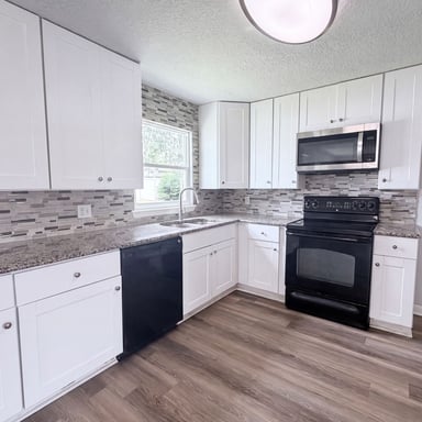 Property photo 2 of 411 Capricorn Ln