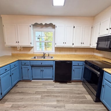 Property photo 2 of 10912 Belvoir Rd