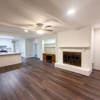 Property photo 3 of 604 Meadowbrook Dr