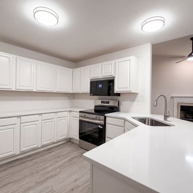 Property photo 2 of 2212 Harborside Dr
