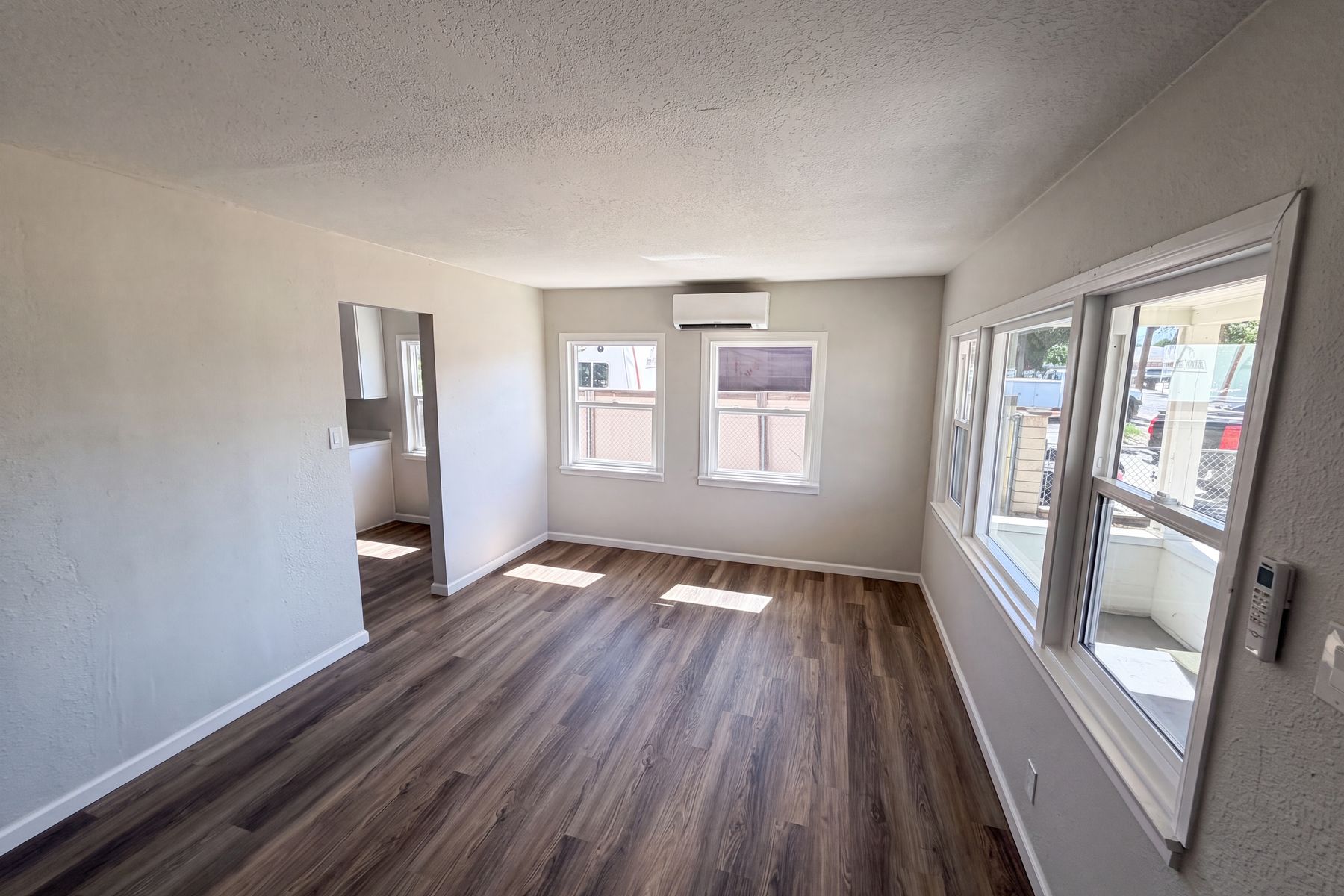 Property photo 3 of 1374 El Nita Ln