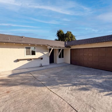 Property photo 1 of 17138 Gumbiner Dr