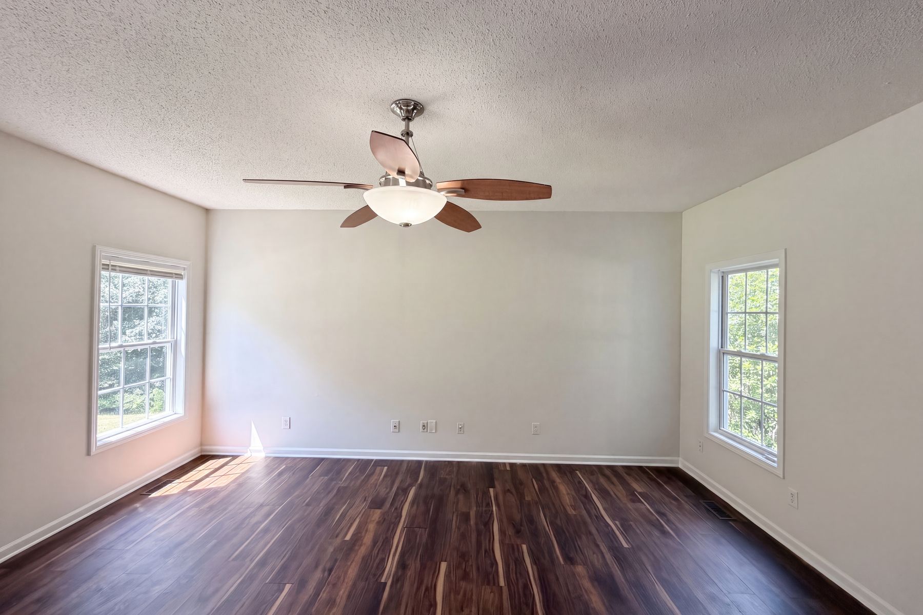 Property photo 3 of 4270 Mountain Creek Rd