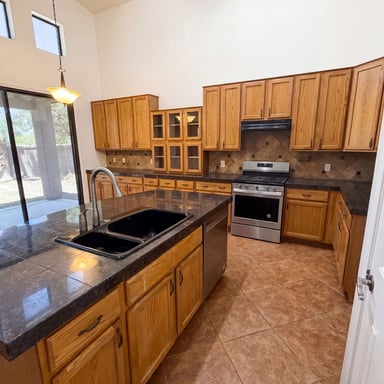 Property photo 2 of 6 E Placita Vista Alegre