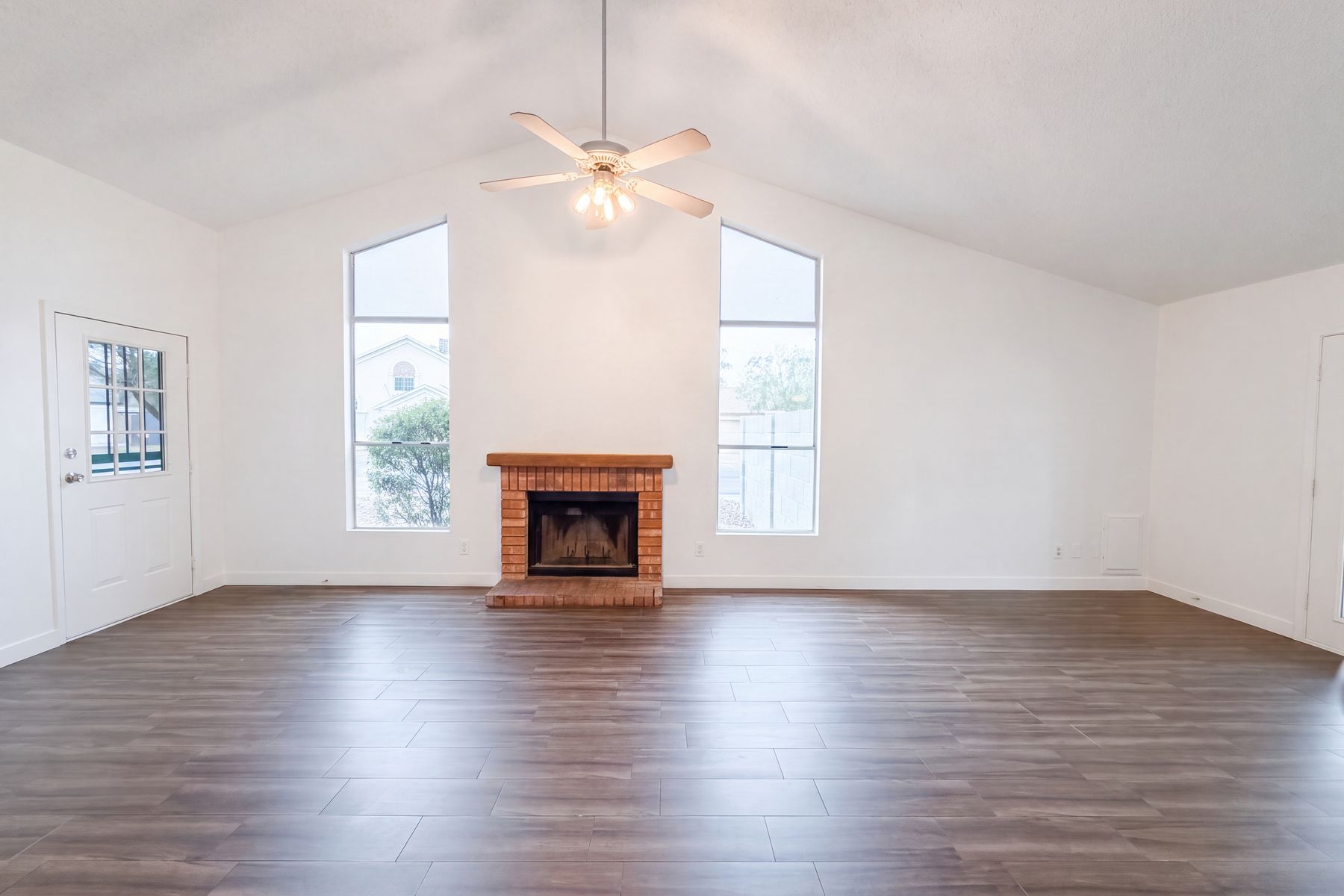 Property photo 3 of 6127 W Harrison St
