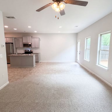 Property photo 3 of 5053 Pioneer Pkwy