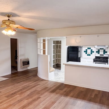 Property photo 3 of 430225 E 1155 Rd