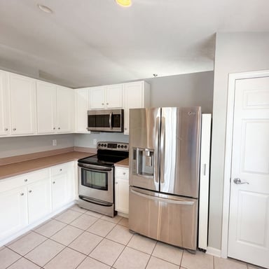 Property photo 2 of 575 Sea Holly Dr