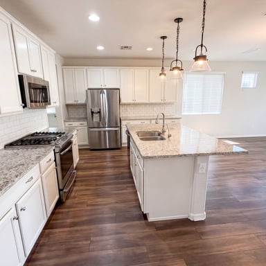 Property photo 2 of 10066 W Cashman Dr