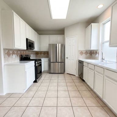 Property photo 2 of 11919 Leaf Oak Dr