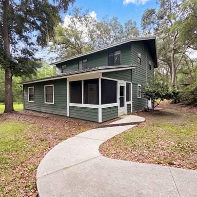 Property photo 1 of 94 Conifer Cir