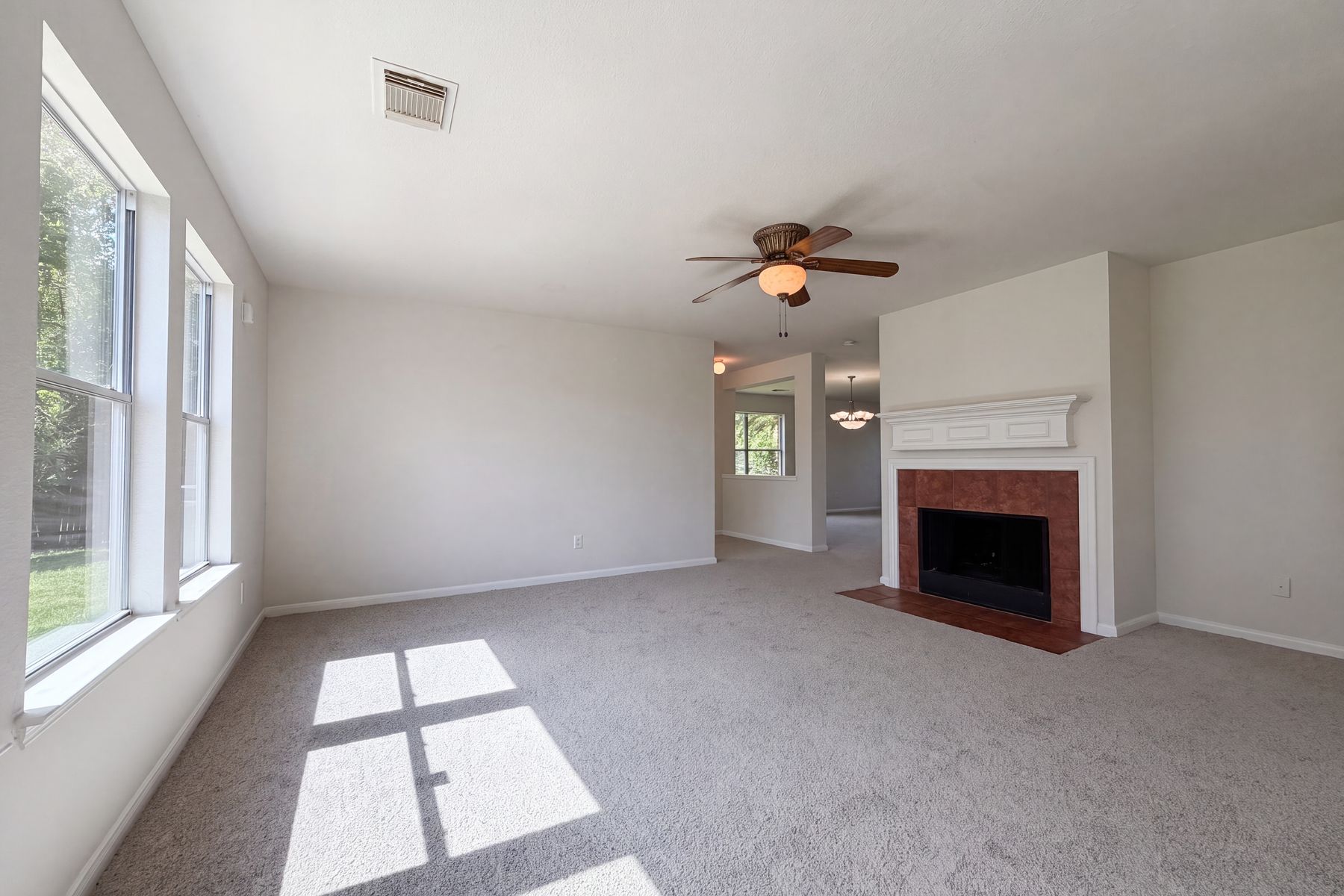 Property photo 3 of 16519 Eaglewood Shadows Dr