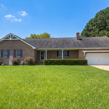 Property photo 1 of 1003 Bateman Dr