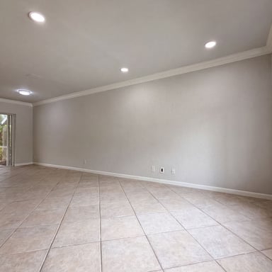 Property photo 3 of 1480 SW 47th Ave