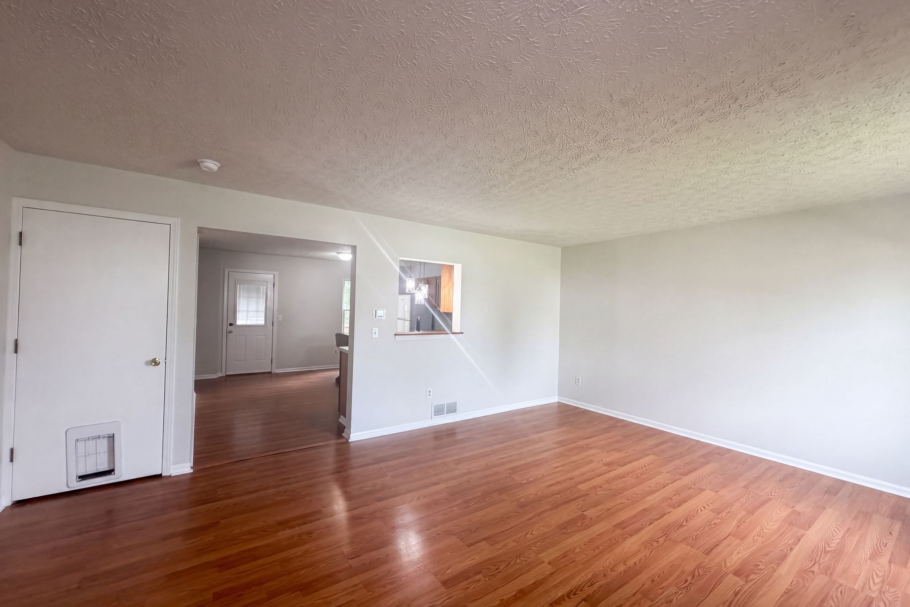 Property photo 3 of 1618 Saddlebrook Dr