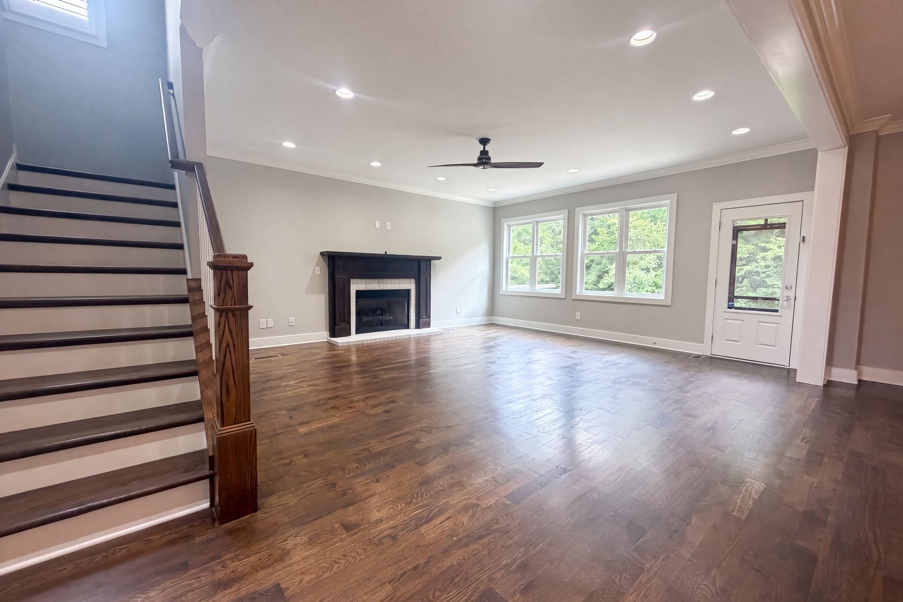 Property photo 3 of 713 Masters Way