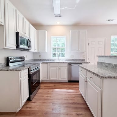 Property photo 2 of 10648 Secret Garden Ln