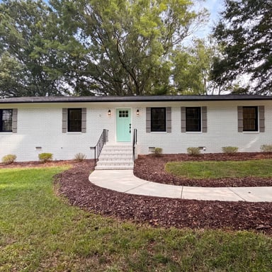 Property photo 1 of 141 Greenbriar Dr