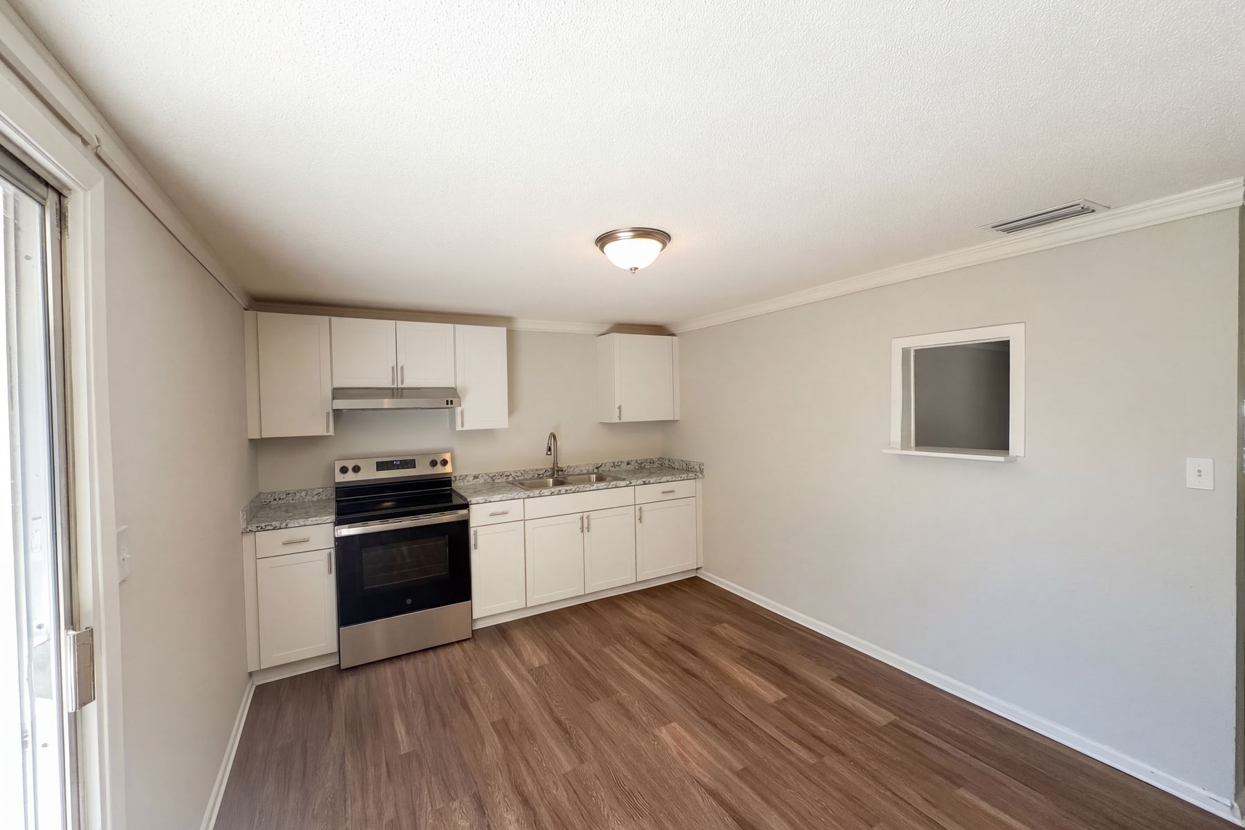Photo 2 of 17 of 1830 Bellgrove St, Lakeland, FL