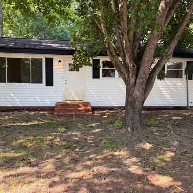 Property photo 1 of 107 Starling Street