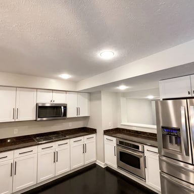 Property photo 2 of 2272 W 5th St
