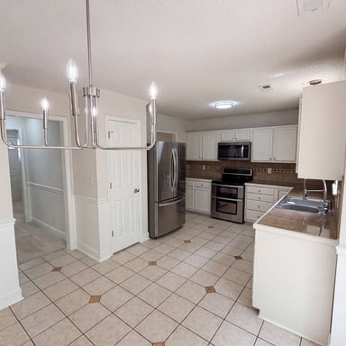 Property photo 2 of 729 Cress School Rd