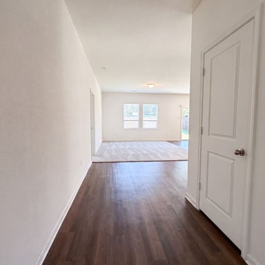 Property photo 3 of 429 Starboard Dr