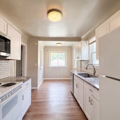 Property photo 2 of 6455 Norborne Ave