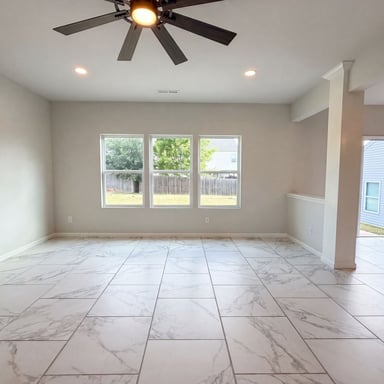 Property photo 3 of 617 Heather Glen Crst