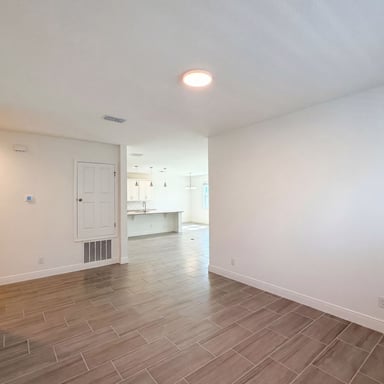 Property photo 3 of 7725 Scicli Way