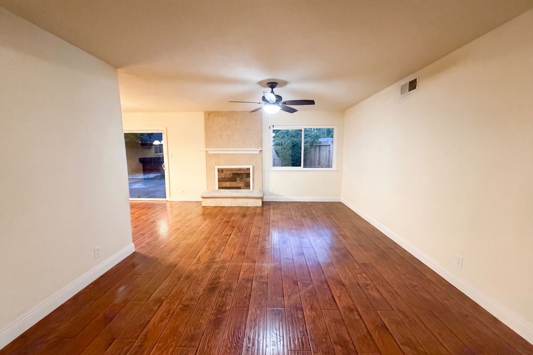 Property photo 3 of 2605 Waterton Way