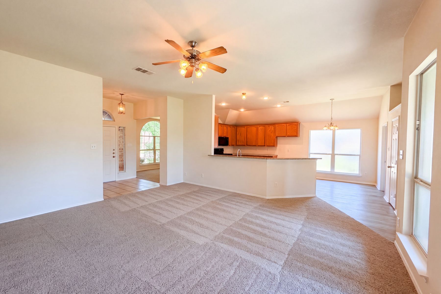 Property photo 3 of 6401 Marquett Dr
