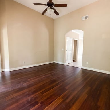 Property photo 3 of 124 Cattail Ln