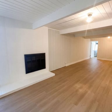 Property photo 3 of 2361 Oakmont Dr