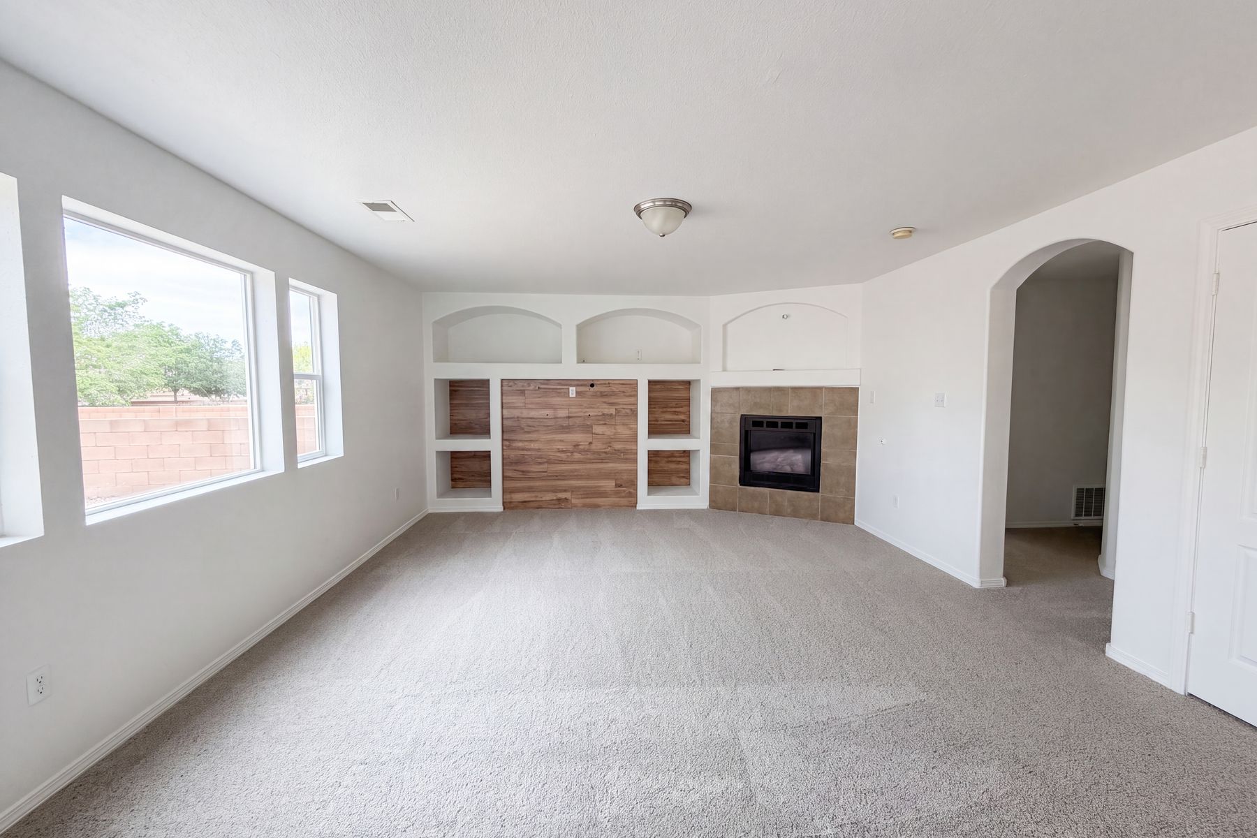 Property photo 3 of 429 Playful Meadows Dr NE
