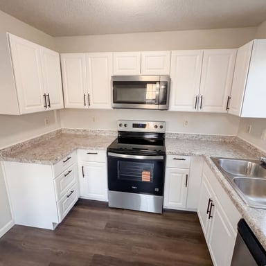 Property photo 2 of 6654 Hazelhatch Dr