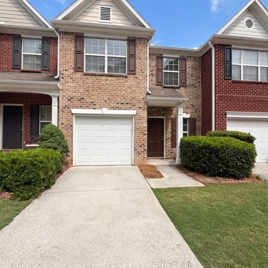 Property photo 1 of 2350 Heritage Park Cir NW