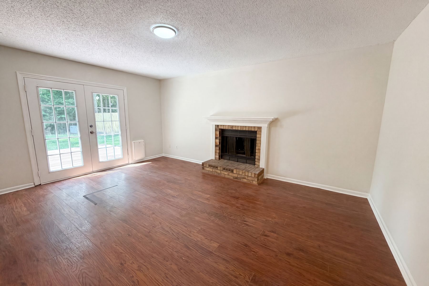Property photo 3 of 133 Danzid Dr