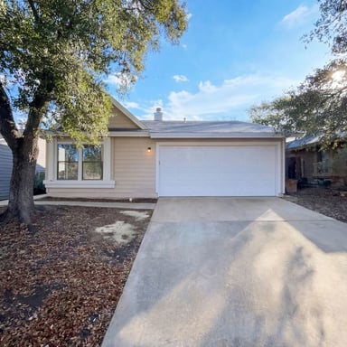 Property photo 1 of 15009 Winter View Dr
