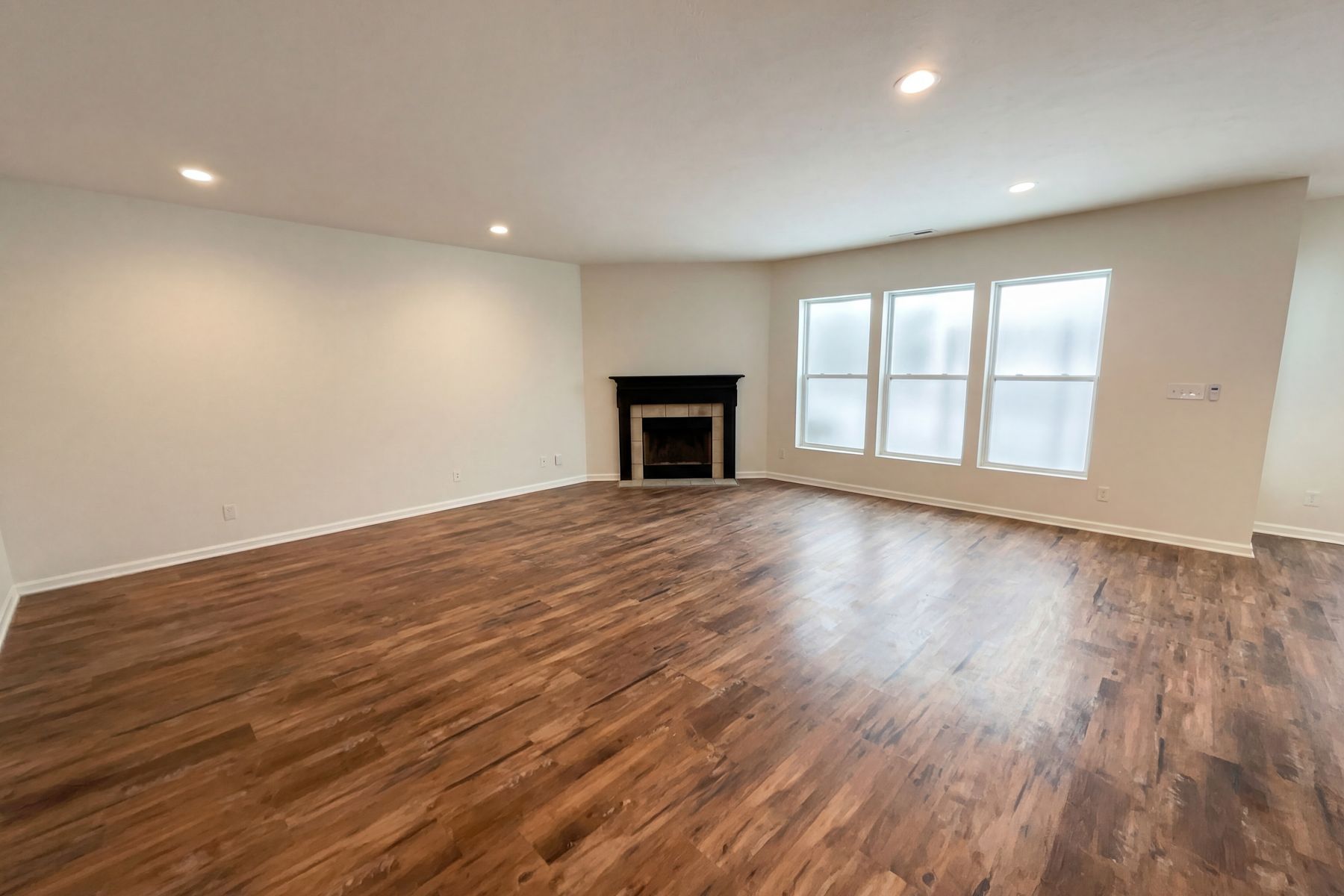 Property photo 3 of 1302 Old Market Sq