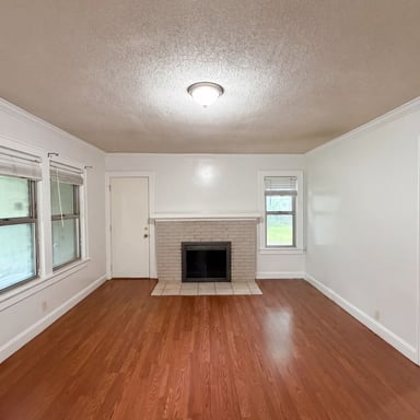 Property photo 3 of 11304 E 55th Ter