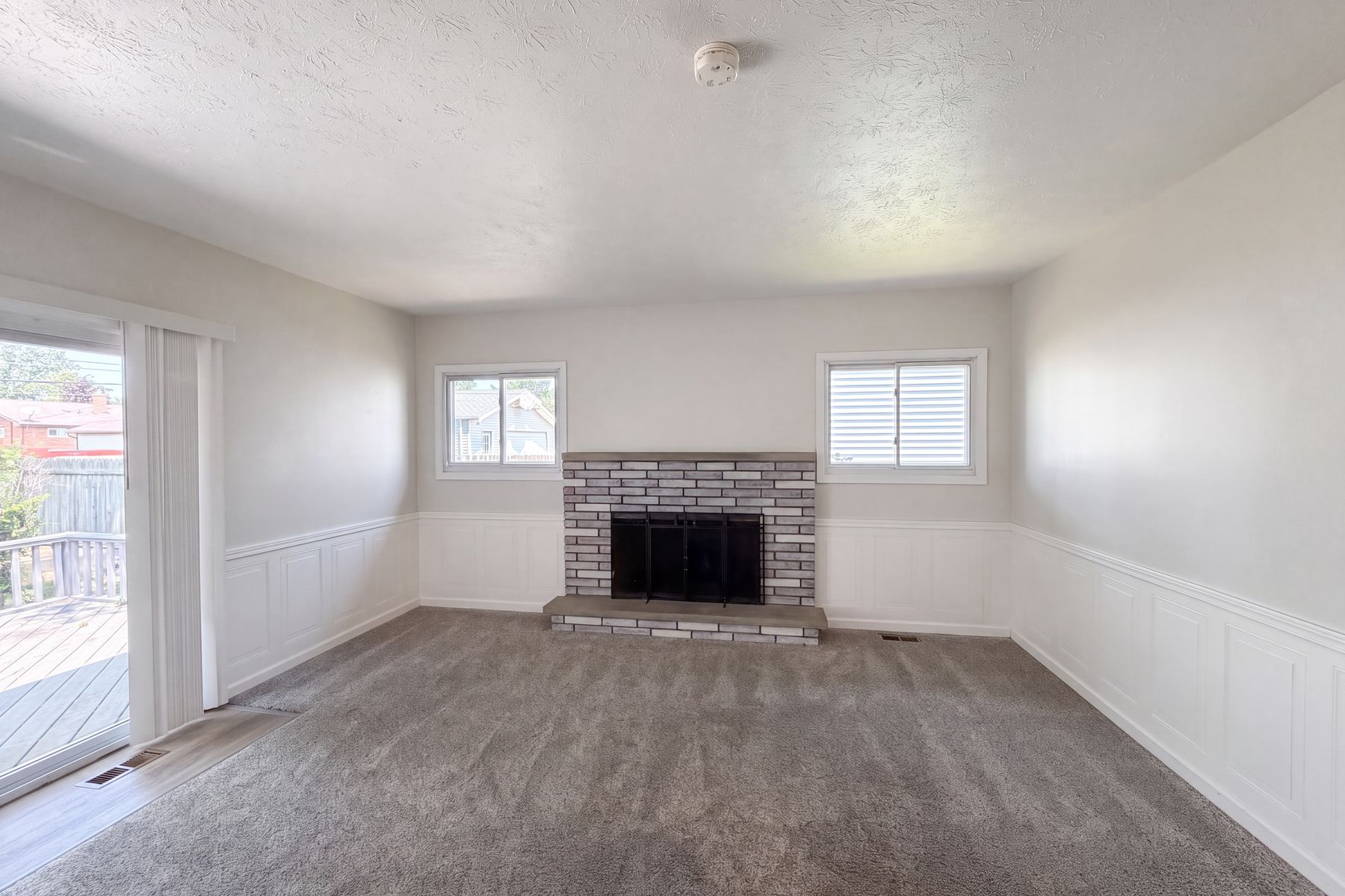 Property photo 3 of 11500 Stormes Dr