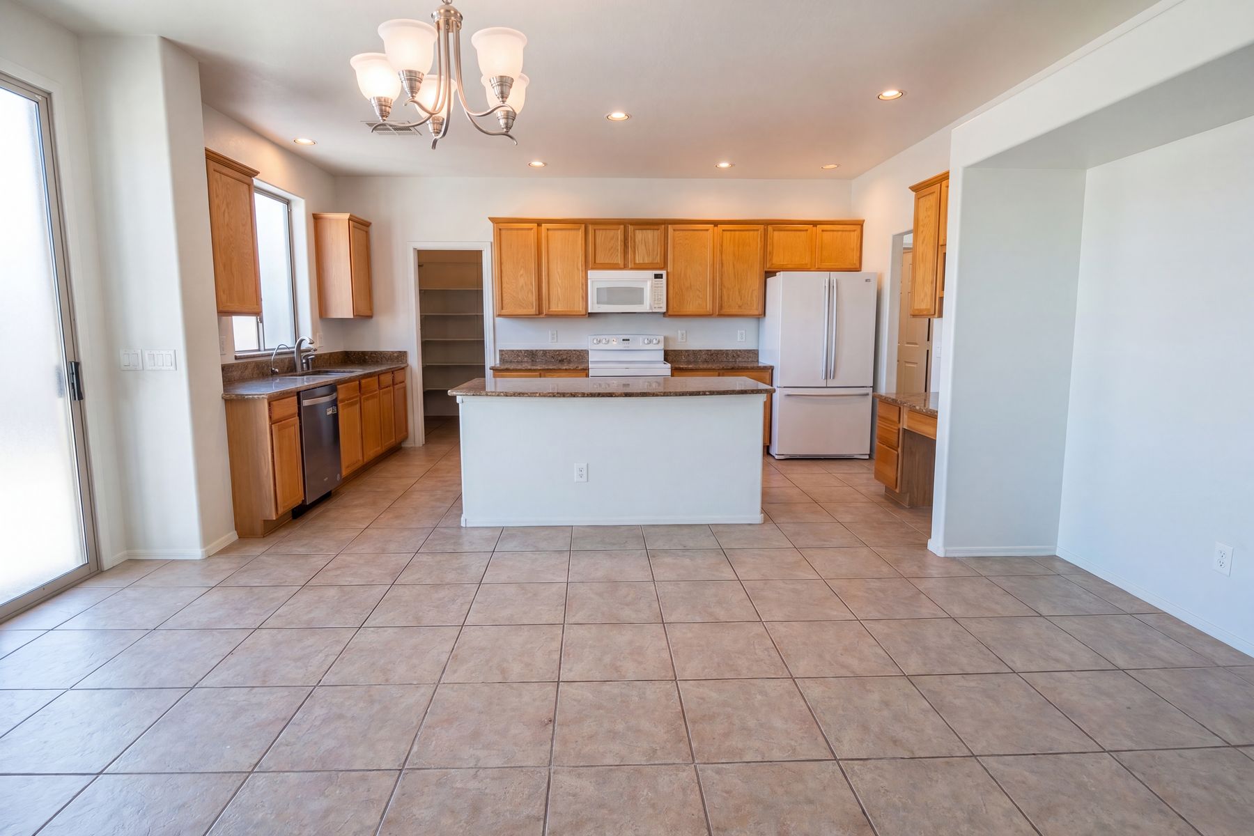 Photo 2 of 36 of 9029 W Yukon Dr, Peoria, AZ