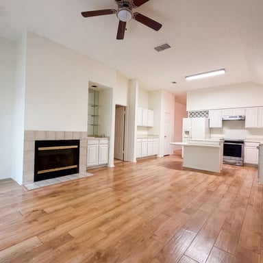 Property photo 3 of 3840 Habersham