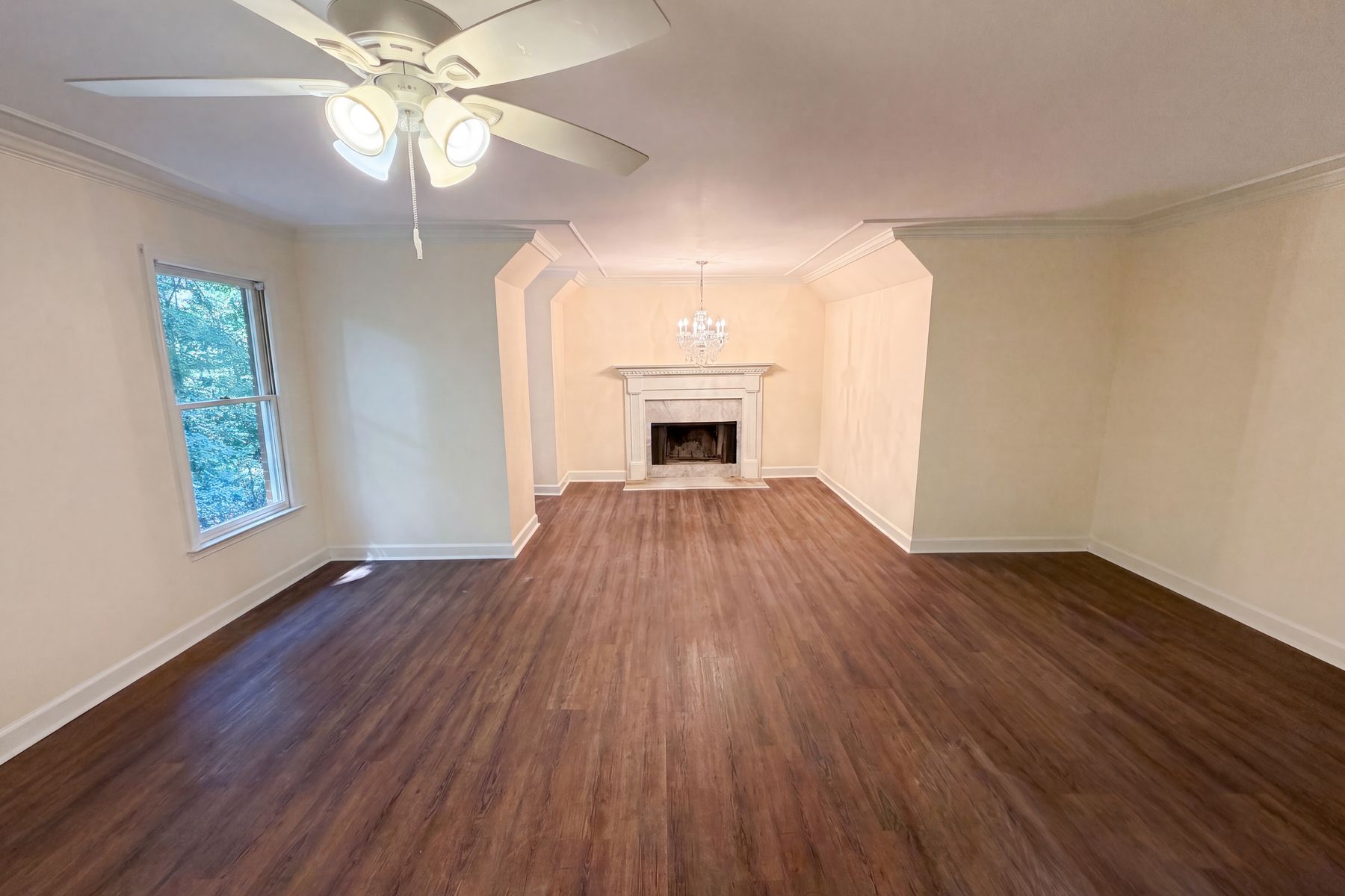 Property photo 3 of 644 Laurel Wood Dr SW