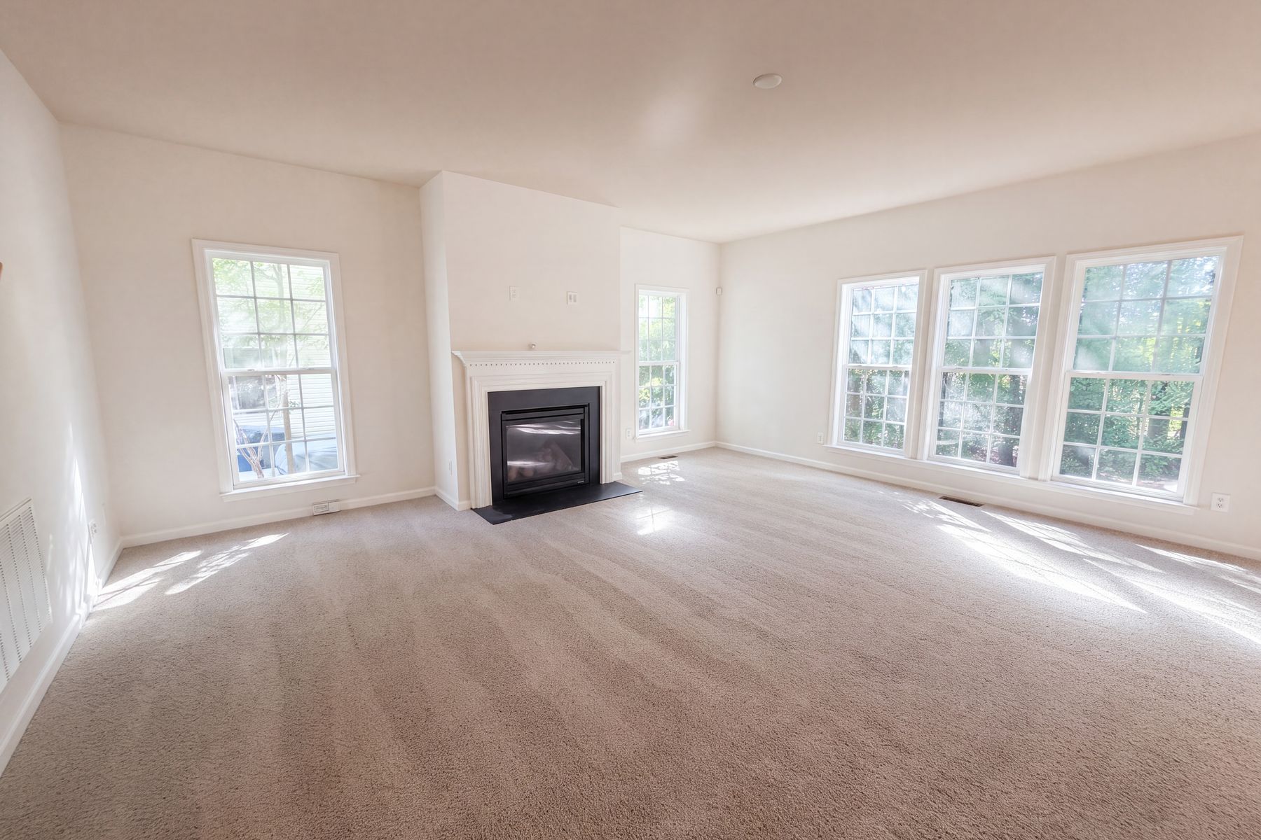 Property photo 3 of 5237 Emerald Spring Dr
