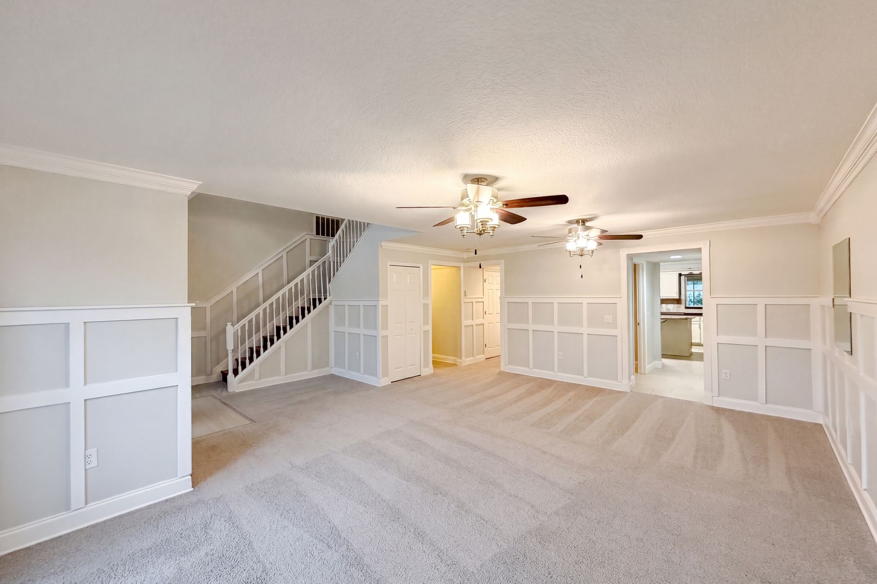 Property photo 3 of 3312 White Blossom Ln