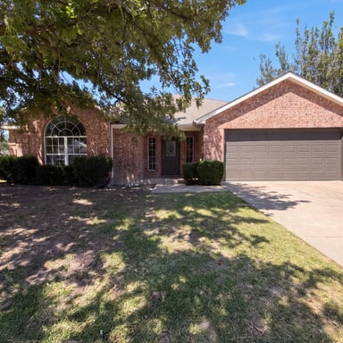 Property photo 1 of 825 Adams Dr