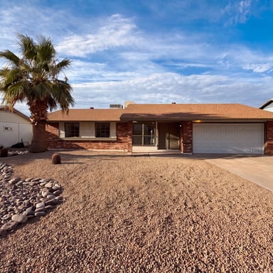 Property photo 1 of 10501 W Loma Ln