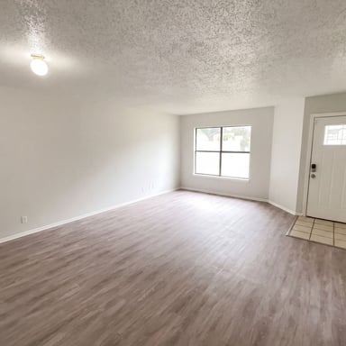 Property photo 3 of 2830 Fisher Field Dr